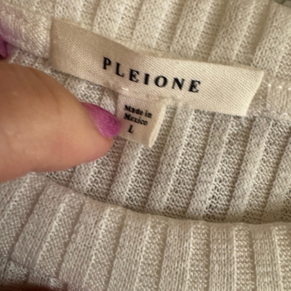 Pleione Women's White cream Sweater size Large - Picture 2 of 2